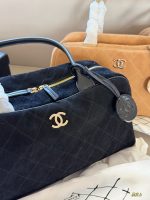 Chanel bowling bag coco handle hobo suede size ：36*20cm - Image 5