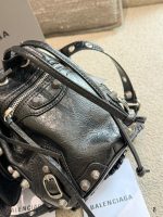 Balenciaga Neo Cagole size : 16cm/ 20cm - Image 6