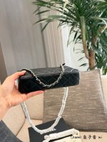CHANEL 25A mini bag size : 22cm - Image 6