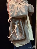 LOUIS VUITTON lv bucket  bag - Image 4