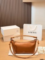 LOEWE mini Cala bag  size : 27X19X10 cm - Image 3
