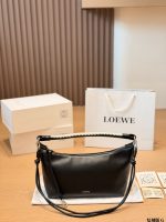 LOEWE mini Cala bag  size : 27X19X10 cm - Image 4
