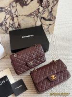 CHANEL CF timeless double flap size : 23cm
