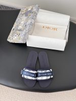 DIOR shoes beach slippers  size : 35-41 - Image 2