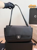 Chanel CF double flap timeless maxi 26bag  size: 32*19cm