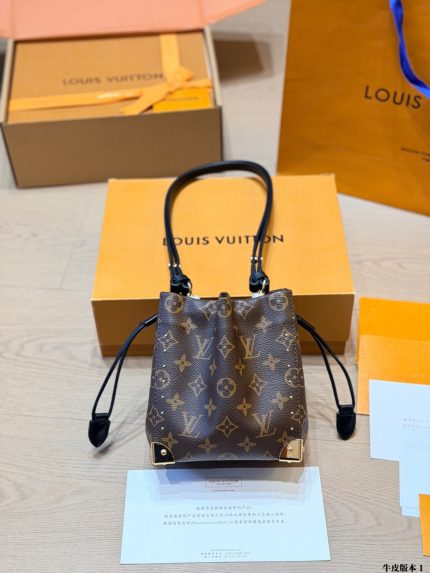 LOUIS VUITTON LV Nano Noé