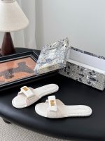 DIOR shoes beach slippers  size : 35-41 - Image 3