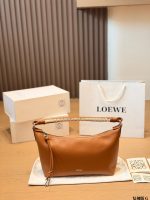 LOEWE mini Cala bag  size : 27X19X10 cm - Image 4