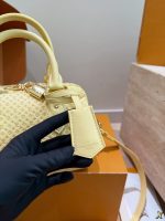 LOUIS VUITTON LV speedy 20 - Image 4