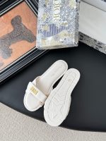 DIOR shoes beach slippers  size : 35-41 - Image 5