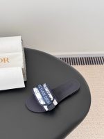 DIOR shoes beach slippers  size : 35-41 - Image 5