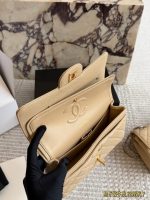 CHANEL CF timeless double flap size : 23cm - Image 10