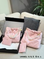 CHANEL 22bag  size: 35cm/ 38cm
