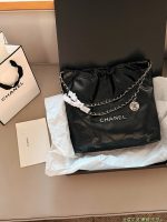 CHANEL 22bag  size: 30 cm / 35 cm - Image 3