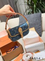 LOUIS VUITTON LV Nano Diane denim  size :10×6×19cm - Image 3