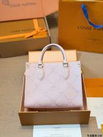 LOUIS VUITTON lv onthego size： 25 cm - Image 3