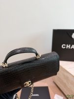 CHANEL 26P chain bag size : 8X25x5cm - Image 3