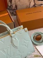 LOUIS VUITTON lv  onthego size : 25×13×10cm - Image 4