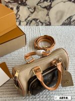 LOUIS VUITTON lv  keep all size : 24*15cm - Image 4