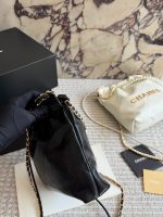 CHANEL 22bag mini   size:20 cm - Image 5