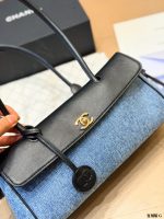 chanel 26s Baguette bag size : 30.5x11x15cm - Image 6