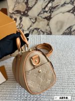 LOUIS VUITTON lv  keep all size : 24*15cm - Image 6