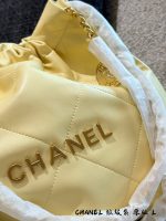CHANEL 22bag  size: 35cm/ 38cm - Image 7