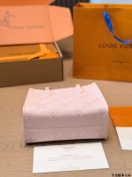LOUIS VUITTON lv onthego size： 25 cm - Image 7