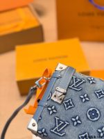 LOUIS VUITTON lv side trunk Flight Mode size : 24 x 16cm - Image 7