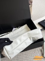 CHANEL 22bag    size: 30cm/ 35cm - Image 9