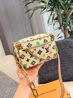 LOUIS VUITTON LV soft trunk