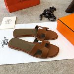 Hermes slippers shoes  size： 35-41 - Image 9