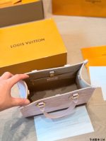 LOUIS VUITTON lv onthego size： 25 cm - Image 10